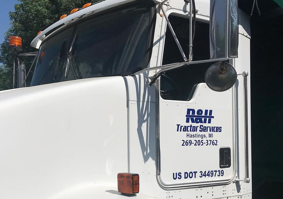 Gravel Driveway Grading Hastings Grand Rapids Kalamazoo MI